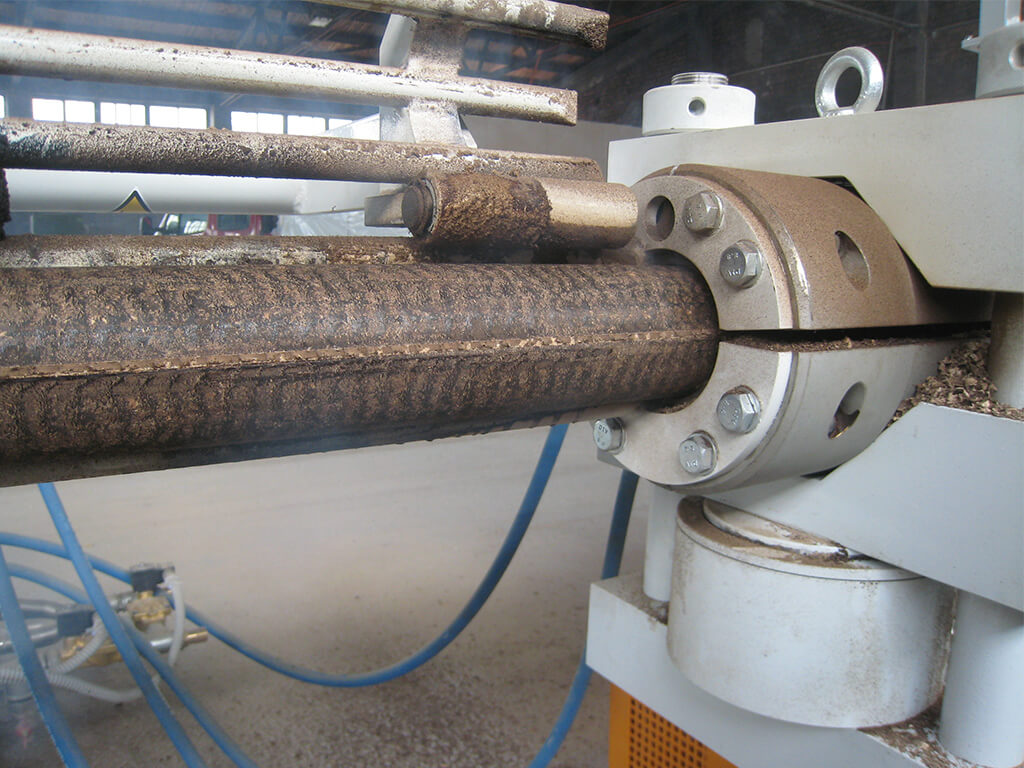 Briquette machine