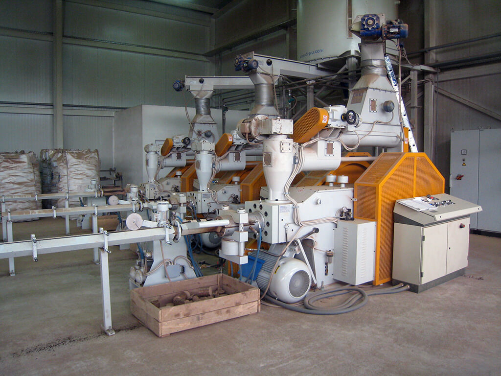 Wood Briquette Machine